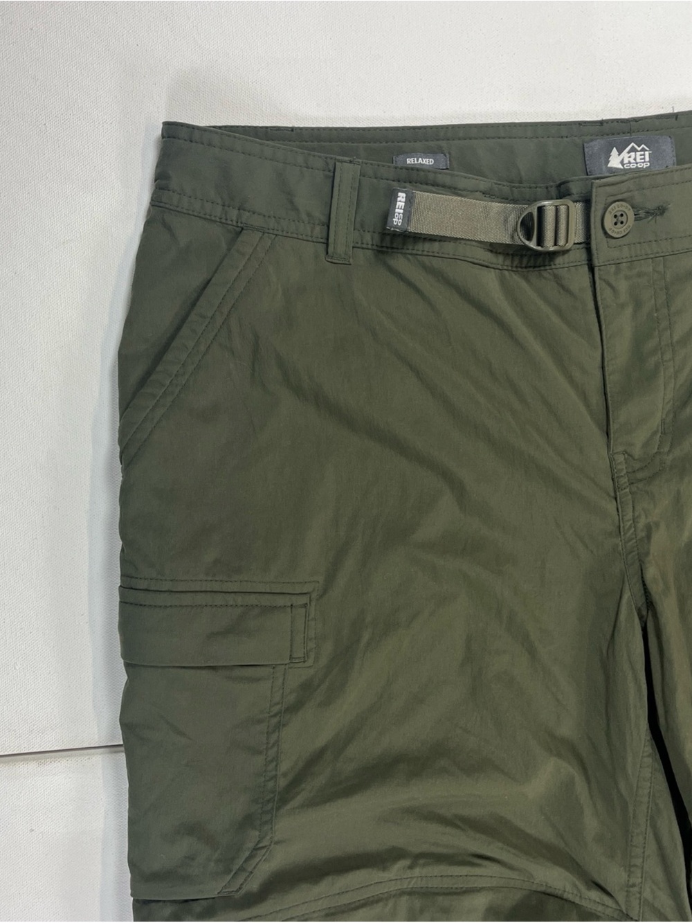 REI Co-op Sahara Convertible Hiking Pants Womens 16 Petite Green Relaxed Zip Off - Picture 5 of 16